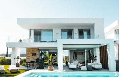 Home in Merrick Way